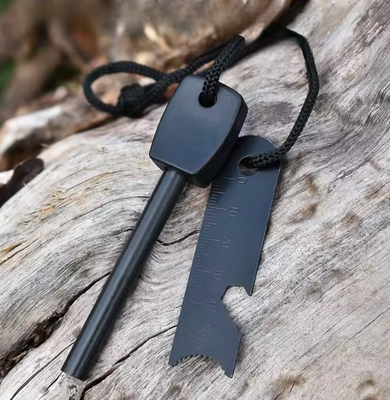 Allume-feu en ferrocerium (grattoir inclus et manche caoutchouc)