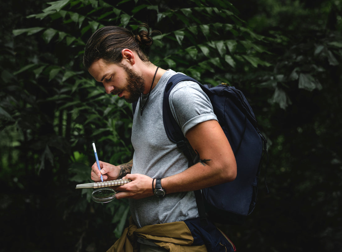 Journal de bord bushcraft : pourquoi et comment documenter vos sorties