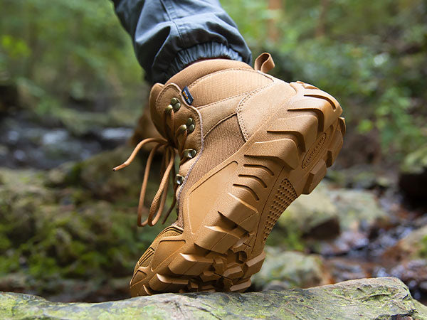 Chaussures Free Soldier Mid Boots